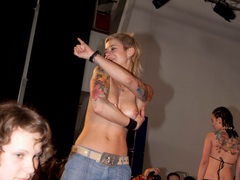 Few people were lucky to look at these amazing attractive cuties behind the scenes - be one of them! Image 9