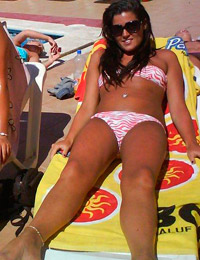 A nude cutie on the Banana Image 1