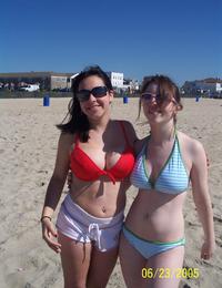 Bikini bitch flashing on the Matira Image 6