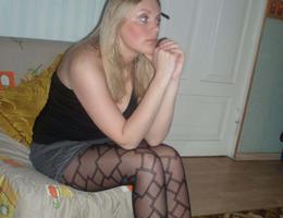 Beautiful babes posing in pantyhose galery Image 5