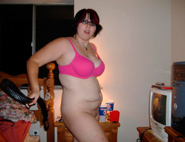 Nice chubby amat milf gellery Image 1