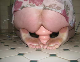 Christmas fisting shots Image 2