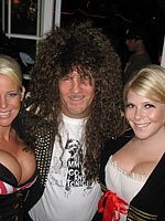 busty divas