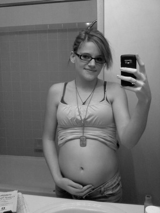 Pregnant Girls Photos