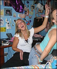 busty_girlfriends_5054.jpg