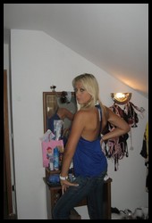 cutegirlfriends_000542.jpg