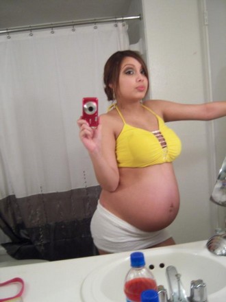 Pregnant Girls Photos